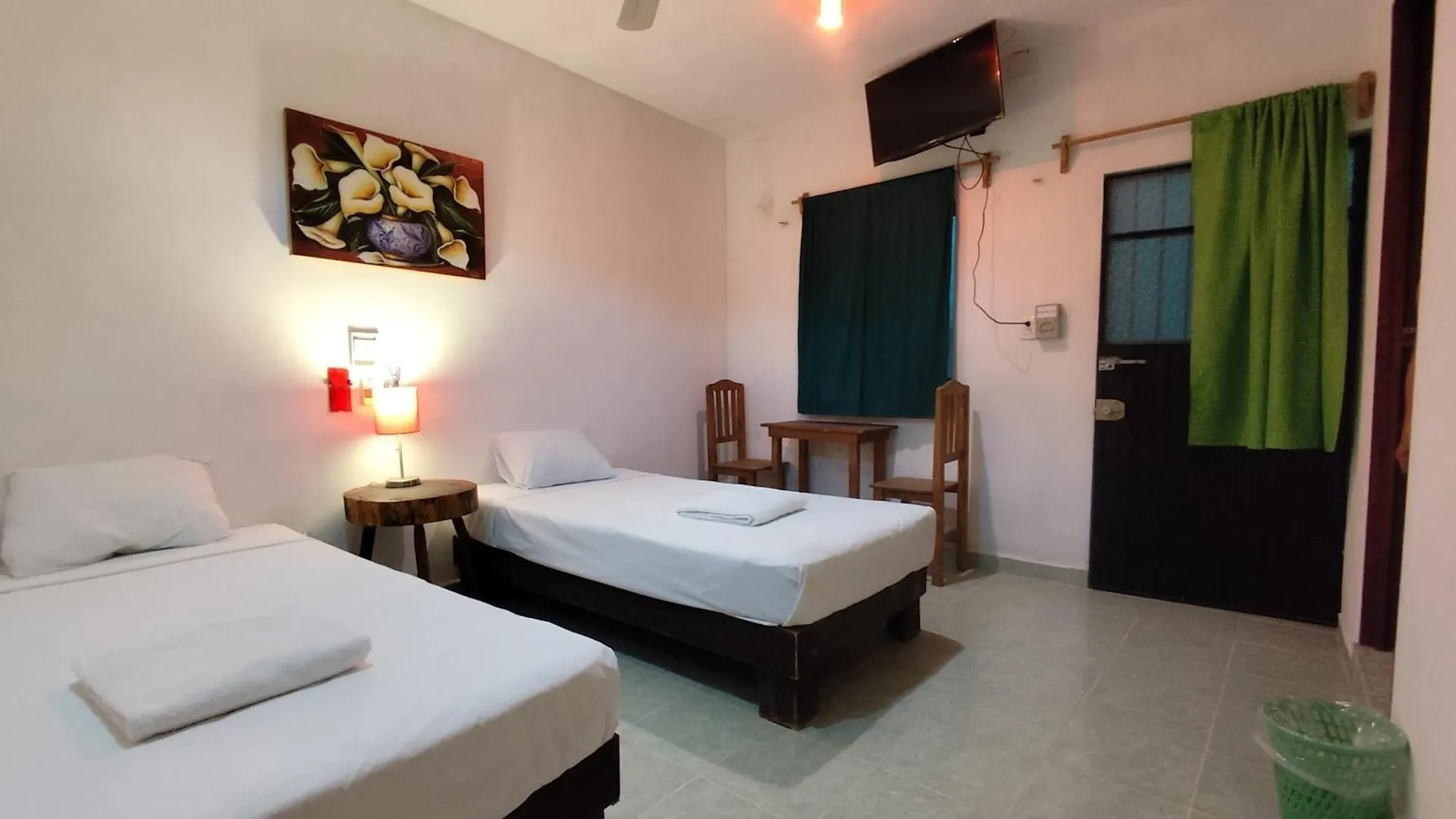 Alojamiento Ya'Ax Nah Playa del Carmen Meksyk