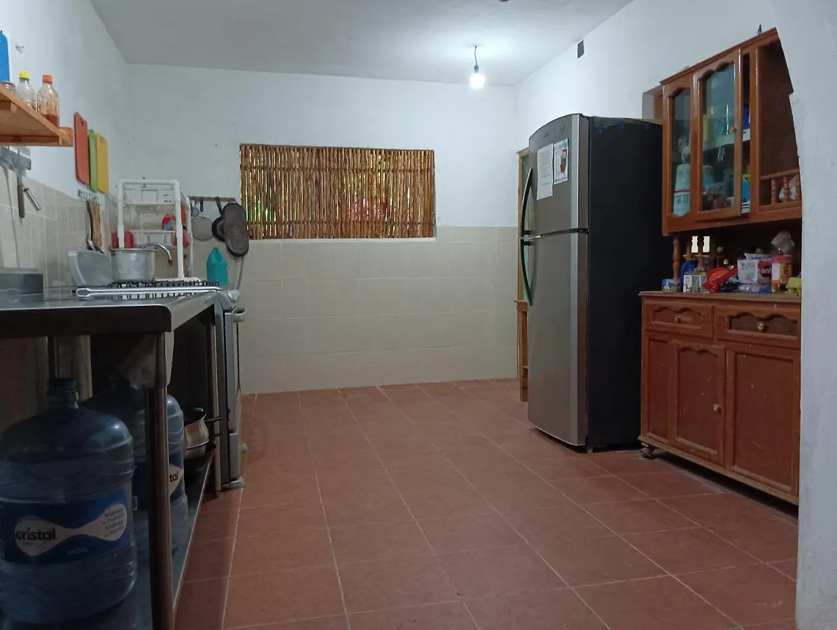 Quarto em Acomodações Particulares Alojamiento Ya'Ax Nah Apartamento Playa del Carmen